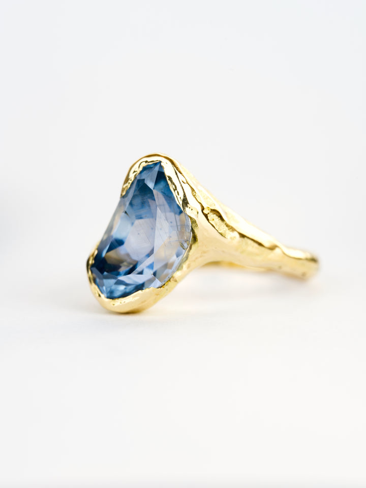 Aurora Blue Montana Sapphire Ring - 4.69ct