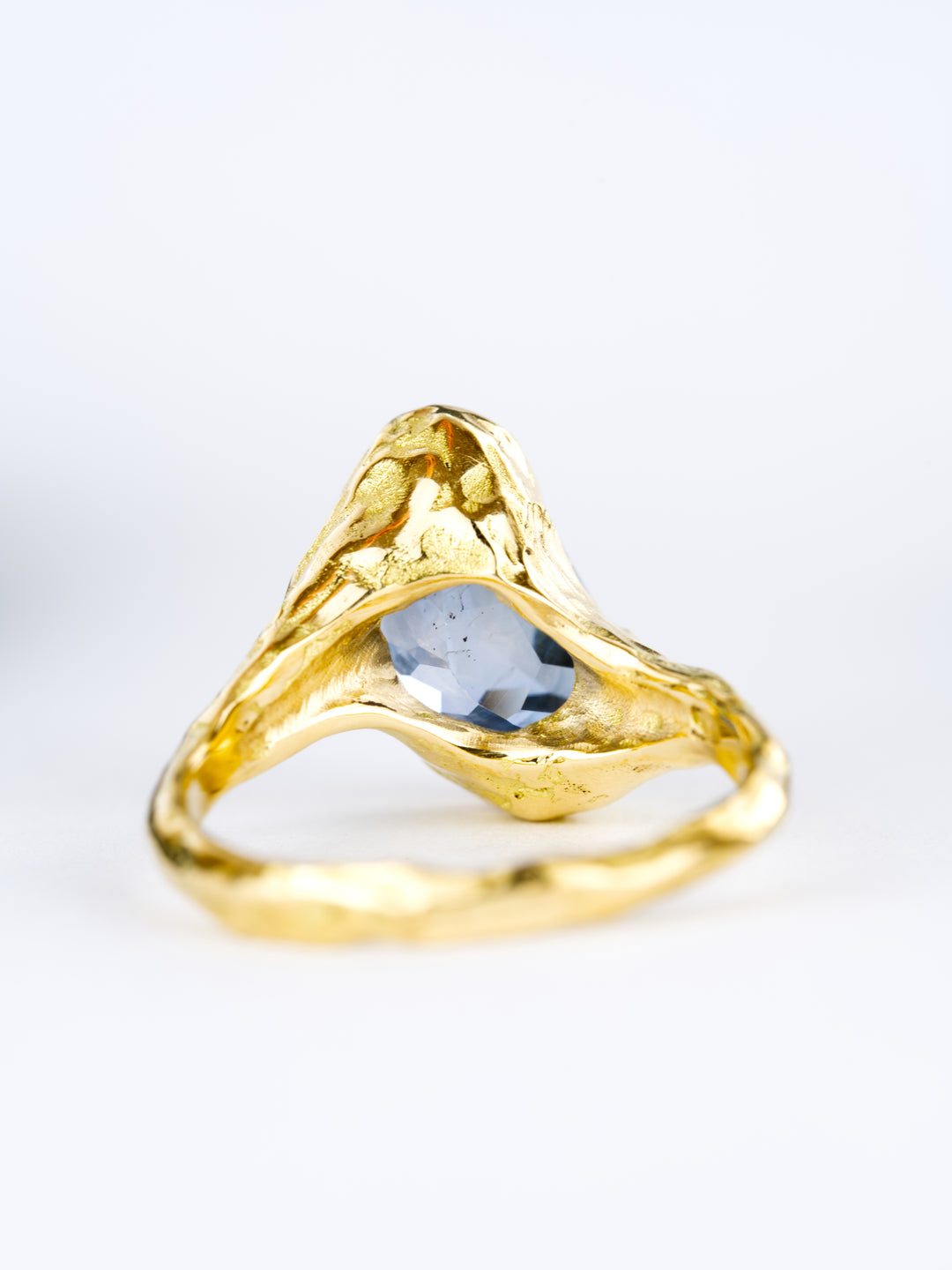 Aurora Blue Montana Sapphire Ring - 4.69ct