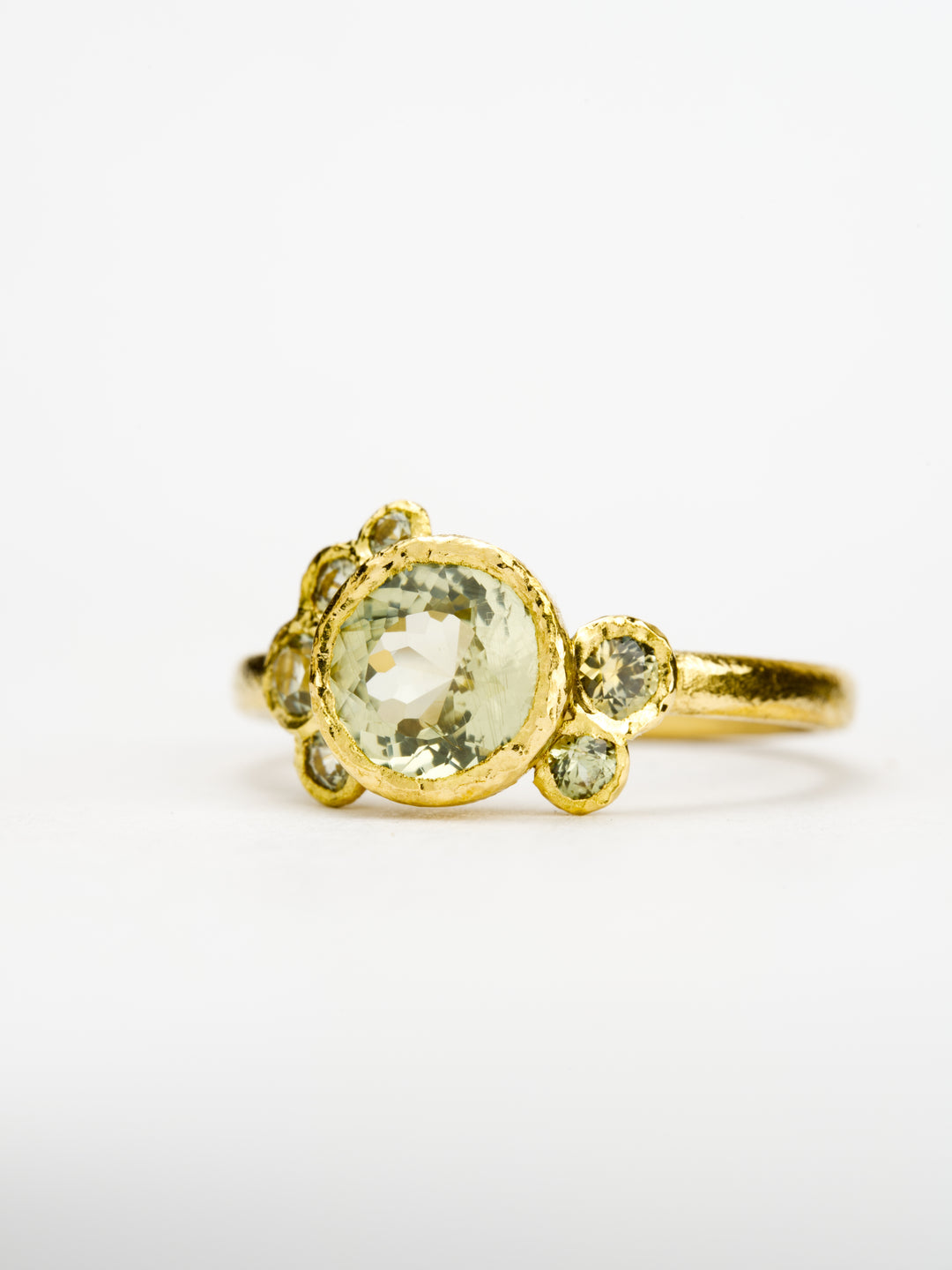 Bramble Green Montana Sapphire Ring-1.37ct, handcrafted by Rigby Leigh