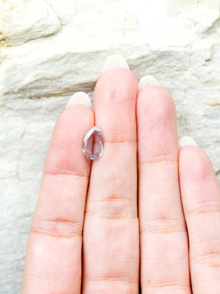 Pale Sky - 1.985ct