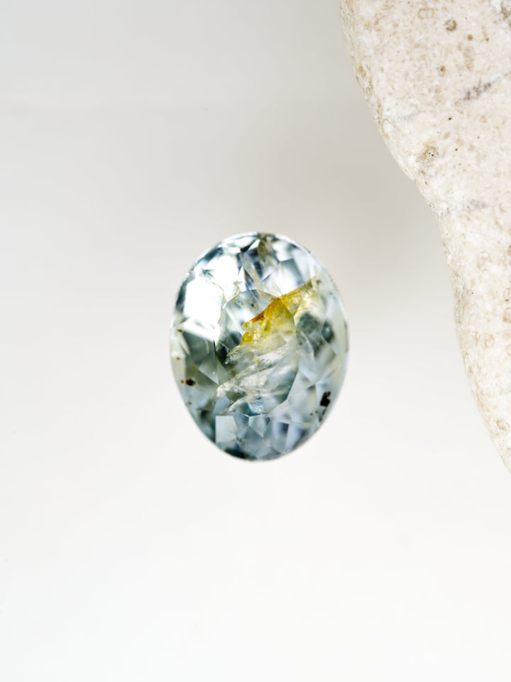 Golden Divide – 1.045ct