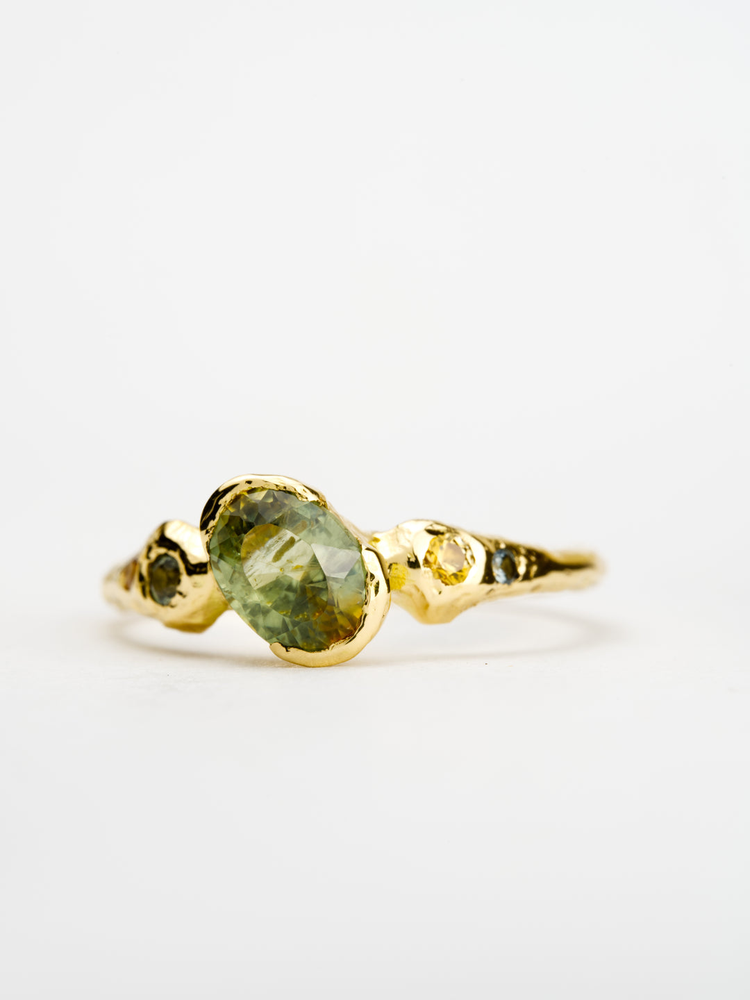 Fern Green Montana Sapphire Ring - 0.975ct, handcrafted by Rigby Leigh