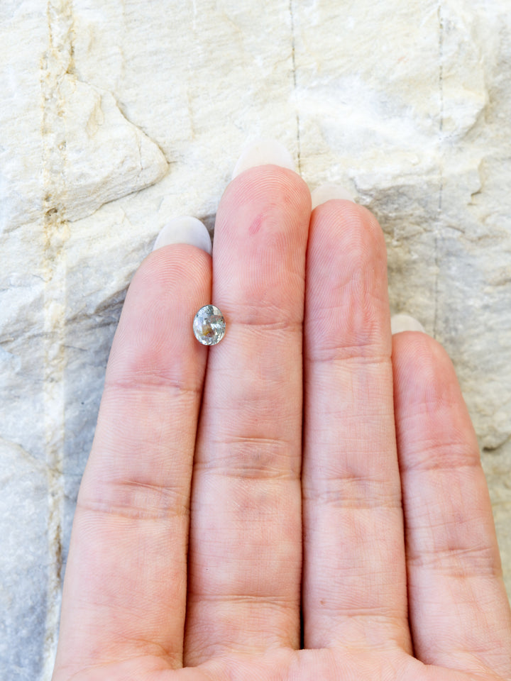 Golden Divide – 1.045ct