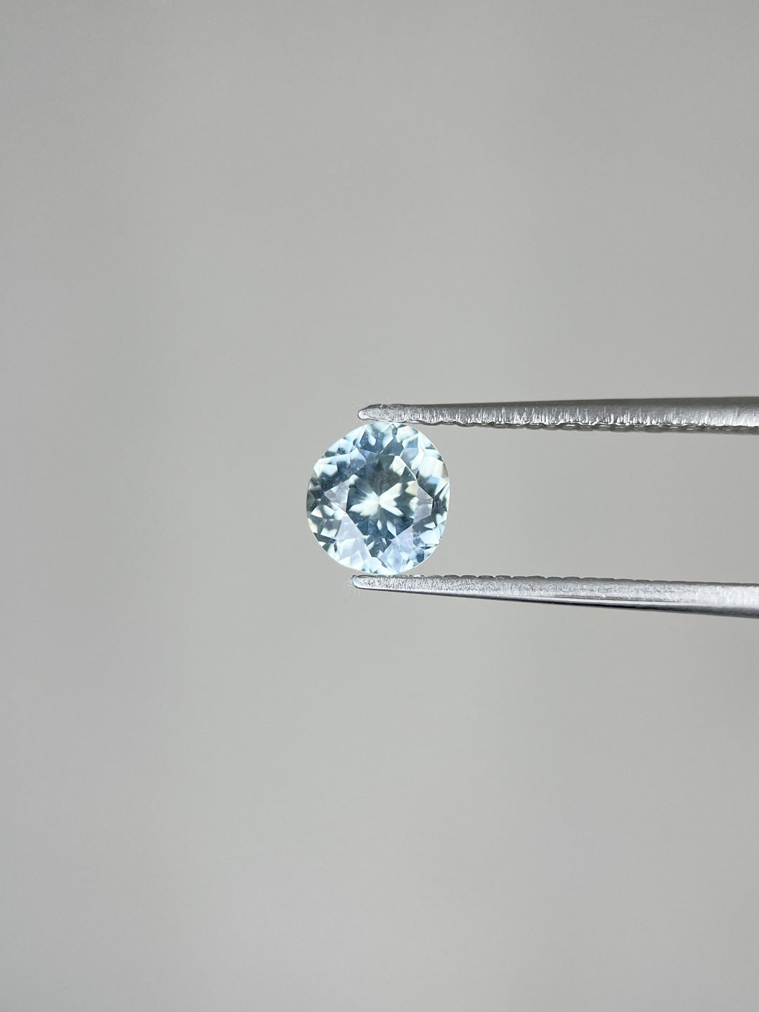 Ice Crystal Blue - .97ct