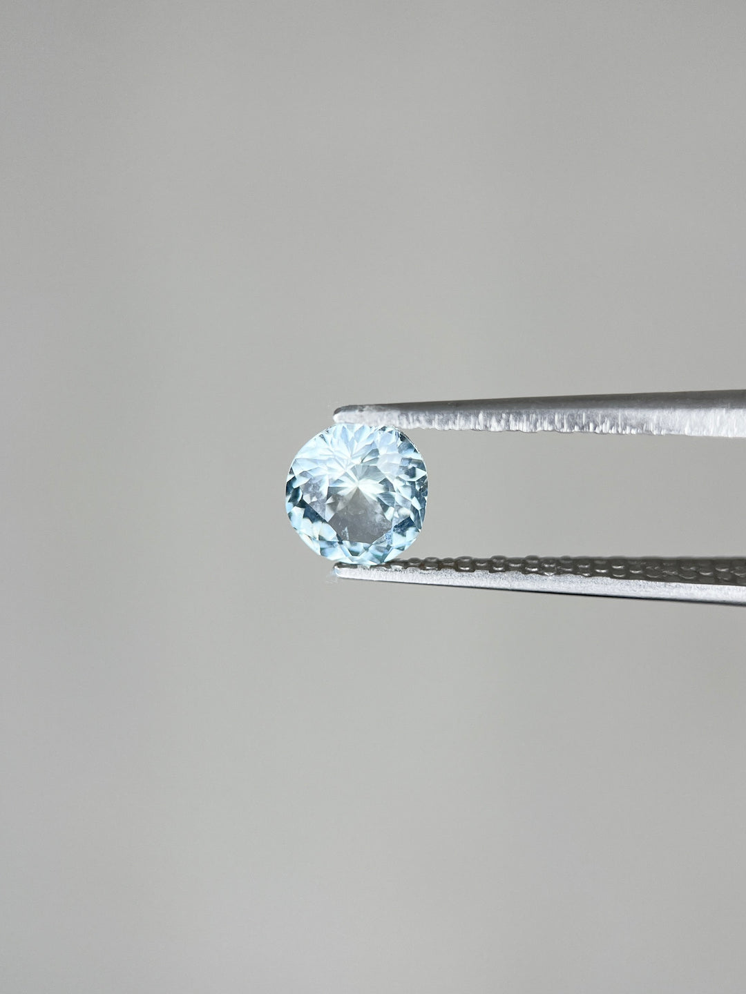 Ice Crystal Blue - .97ct