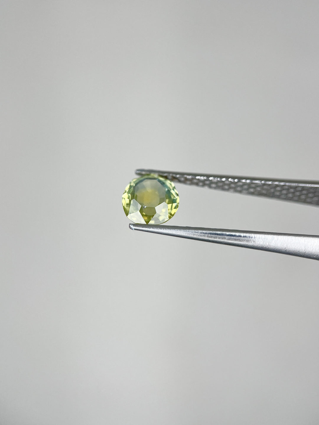 Golden Green - 0.965ct