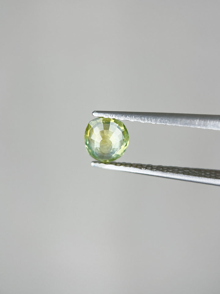 Golden Green - 0.965ct