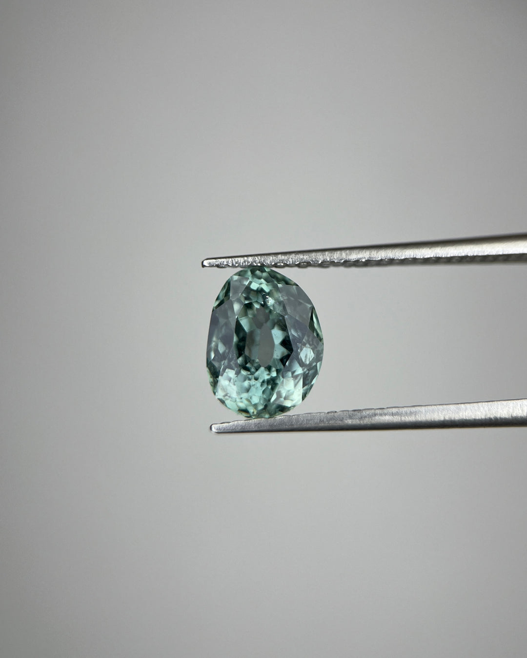Mountain Lake - 2.22ct