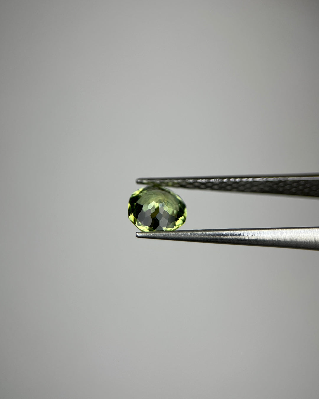 Sunlit Moss - 1ct