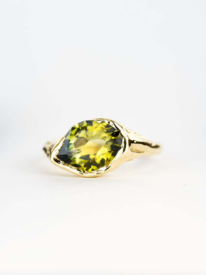 Laurel Green Montana Sapphire Ring - 2.365ct