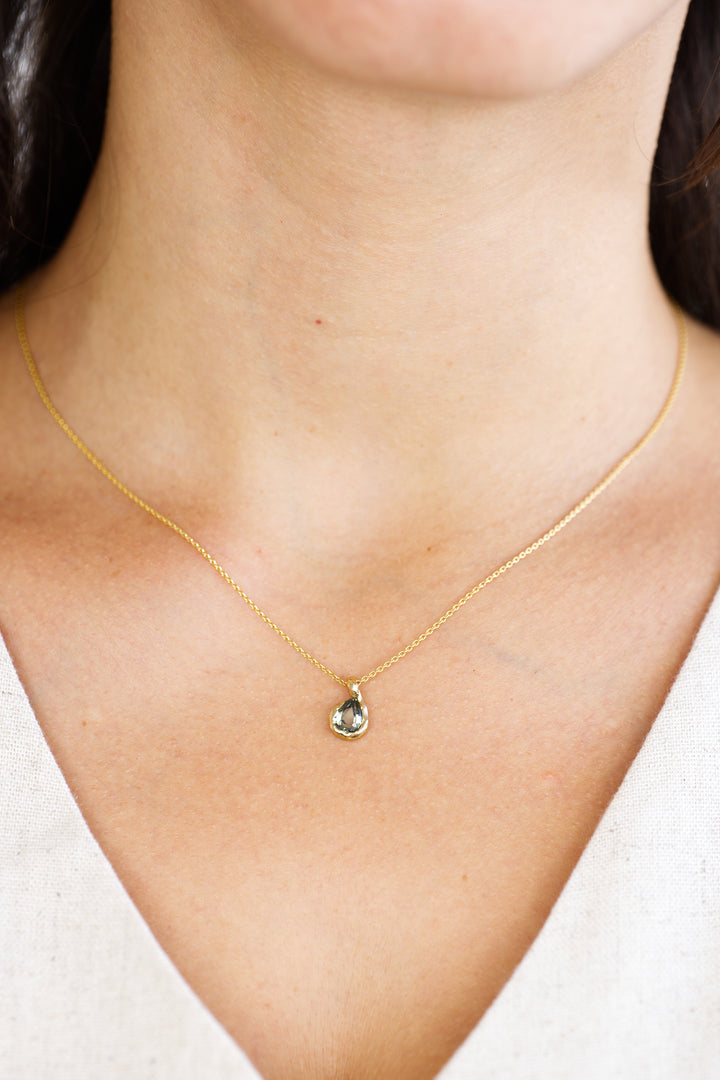 Sagebrush Green Montana Sapphire | Pendant Necklace