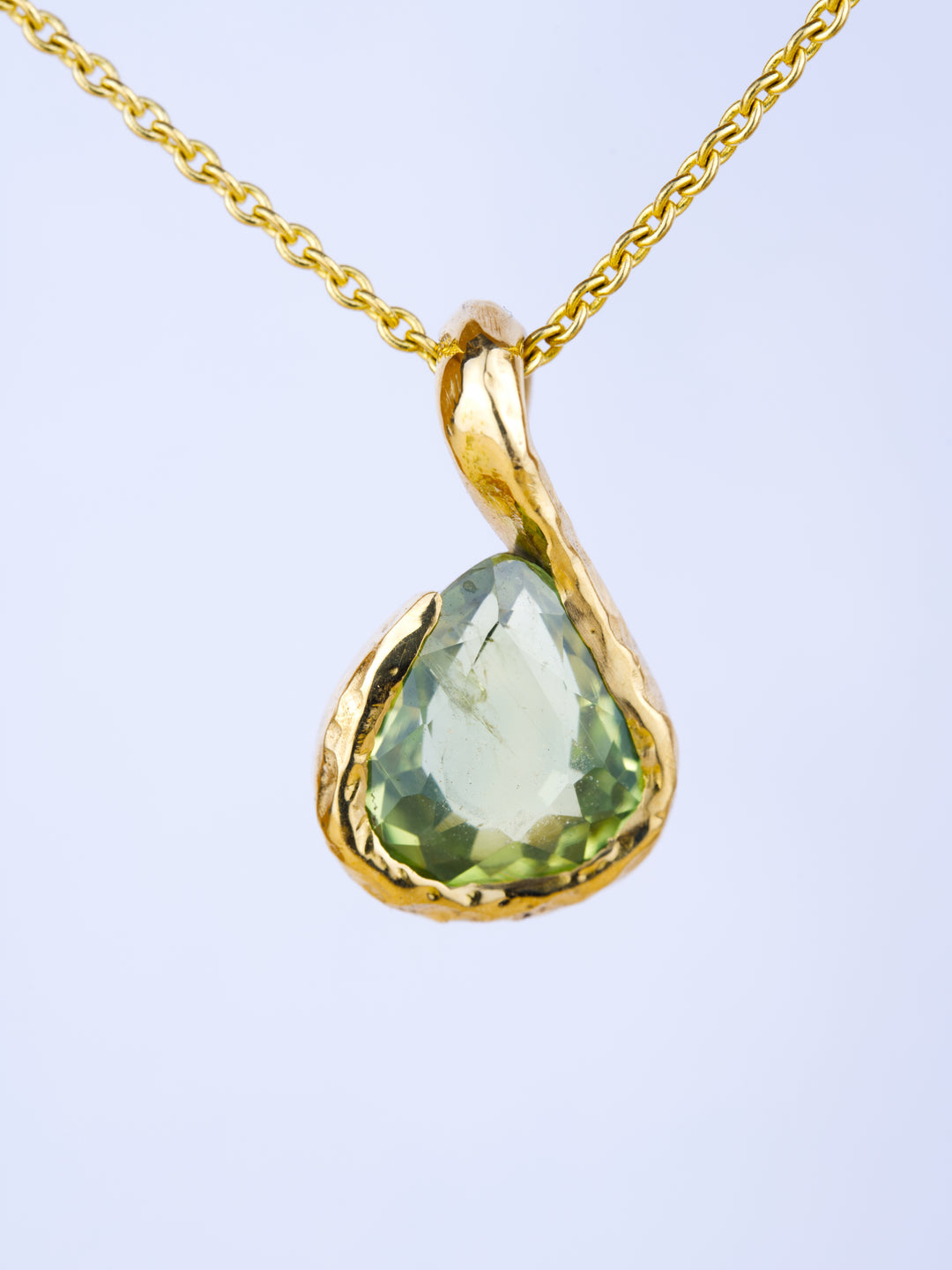 Springleaf Green Montana Sapphire | Pendant Necklace