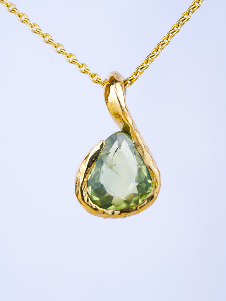Springleaf Green Montana Sapphire | Pendant Necklace