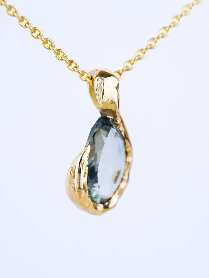 Slate Blue Montana Sapphire | Pendant Necklace