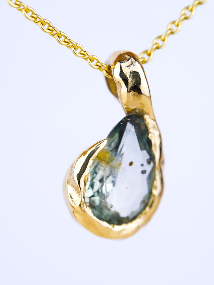 Cloudwater Blue Montana Sapphire | Pendant Necklace