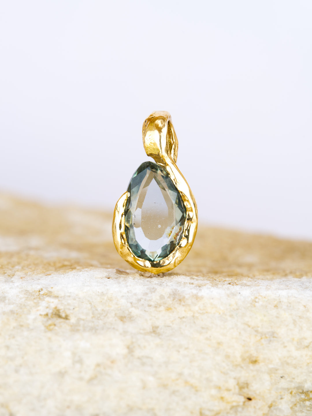 Slate Blue Montana Sapphire | Pendant Necklace