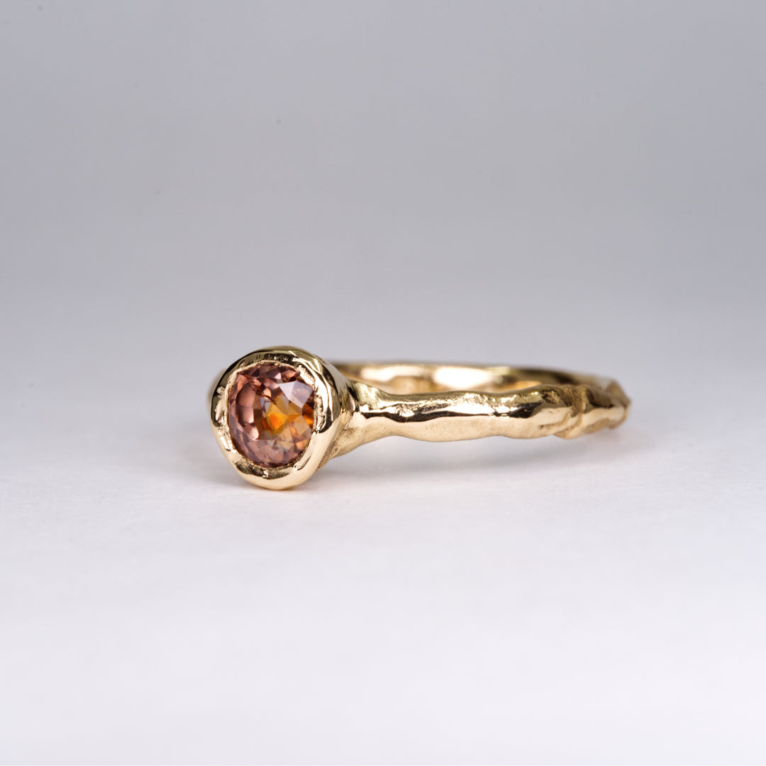 Peach Pink & Orange bi-color Montana Sapphire Solitaire Ring