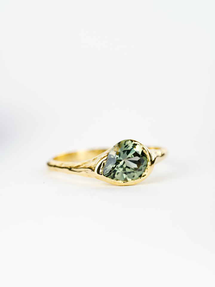 Sage Green Montana Sapphire Ring - 1.175ct
