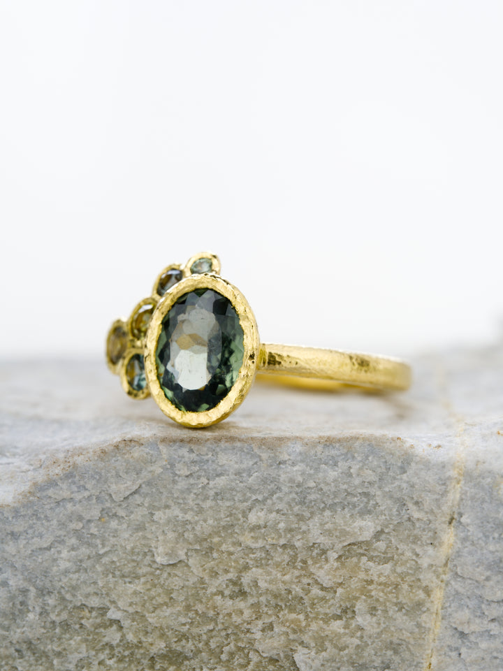 Shale Green Montana Sapphire Ring - 1.37ct