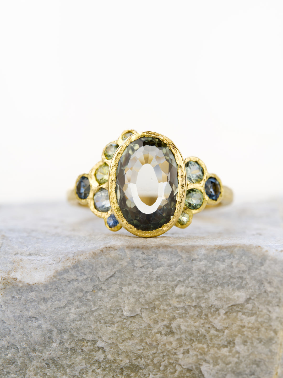 Thalassa White Montana Sapphire Ring - 2.89ct