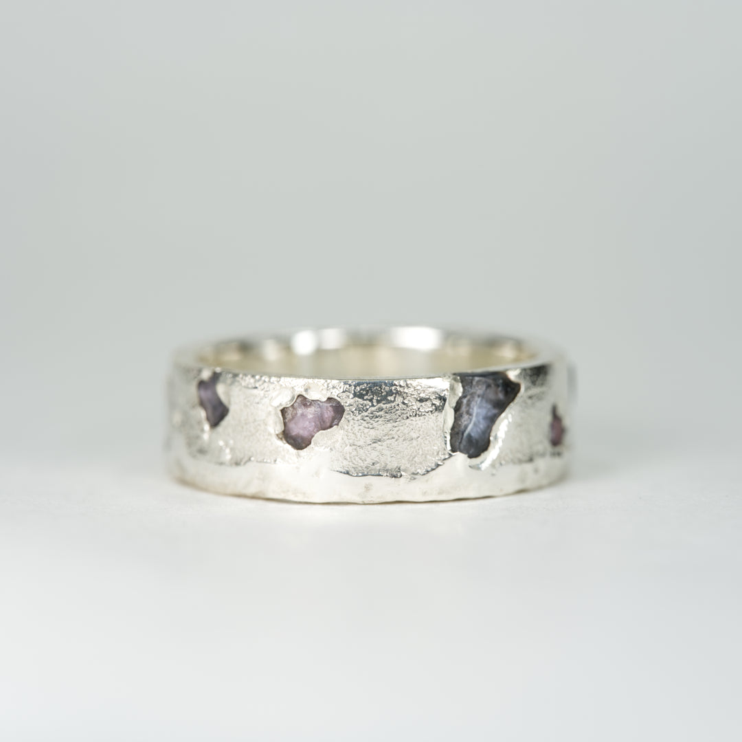 14k White Gold Yogo Rough Montana Sapphire Ring - Eternity Band Slim