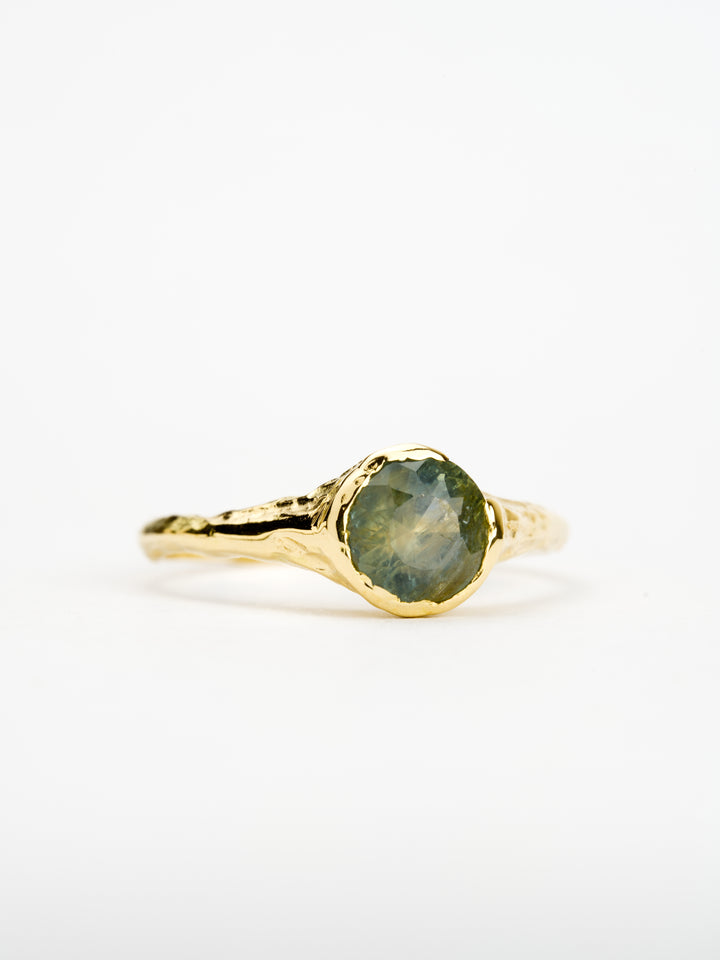 Alder Green Montana Sapphire Ring - 1.35ct, handcrafted by Rigby Leigh