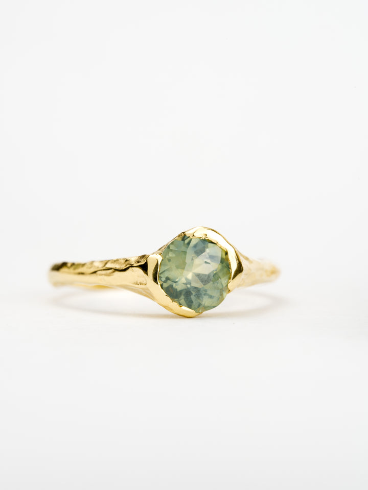 Aqua Montana Sapphire Ring - 1.055ct, handcrafted by Rigby Leigh