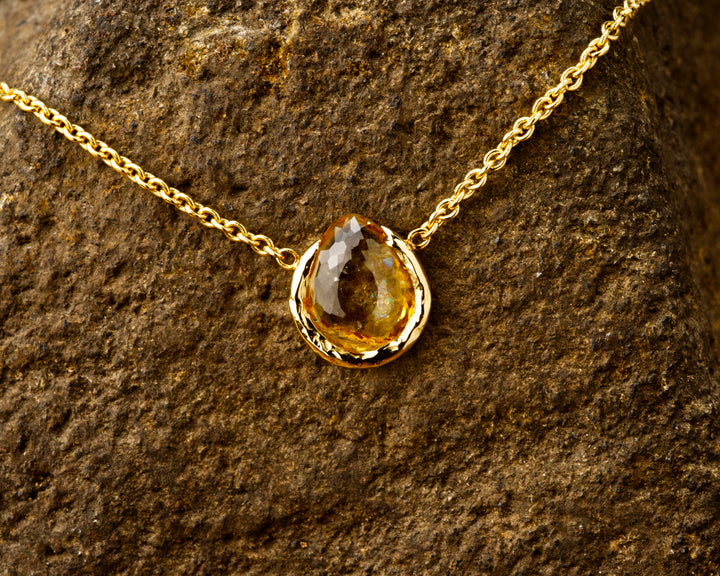 Desert Orange Montana Sapphire Necklace, handcrafted by Rigby Leigh