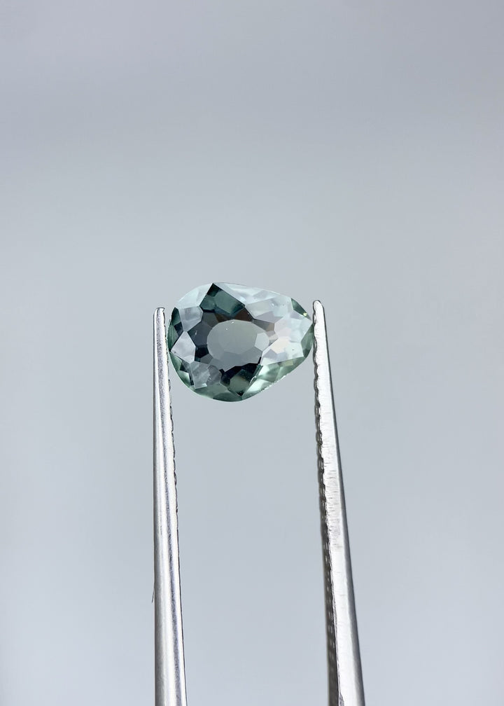 Shimmering Sky Blue - 1.045ct