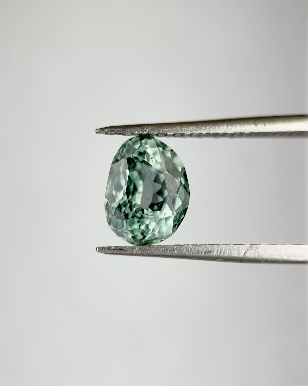 Mountain Lake - 2.22ct