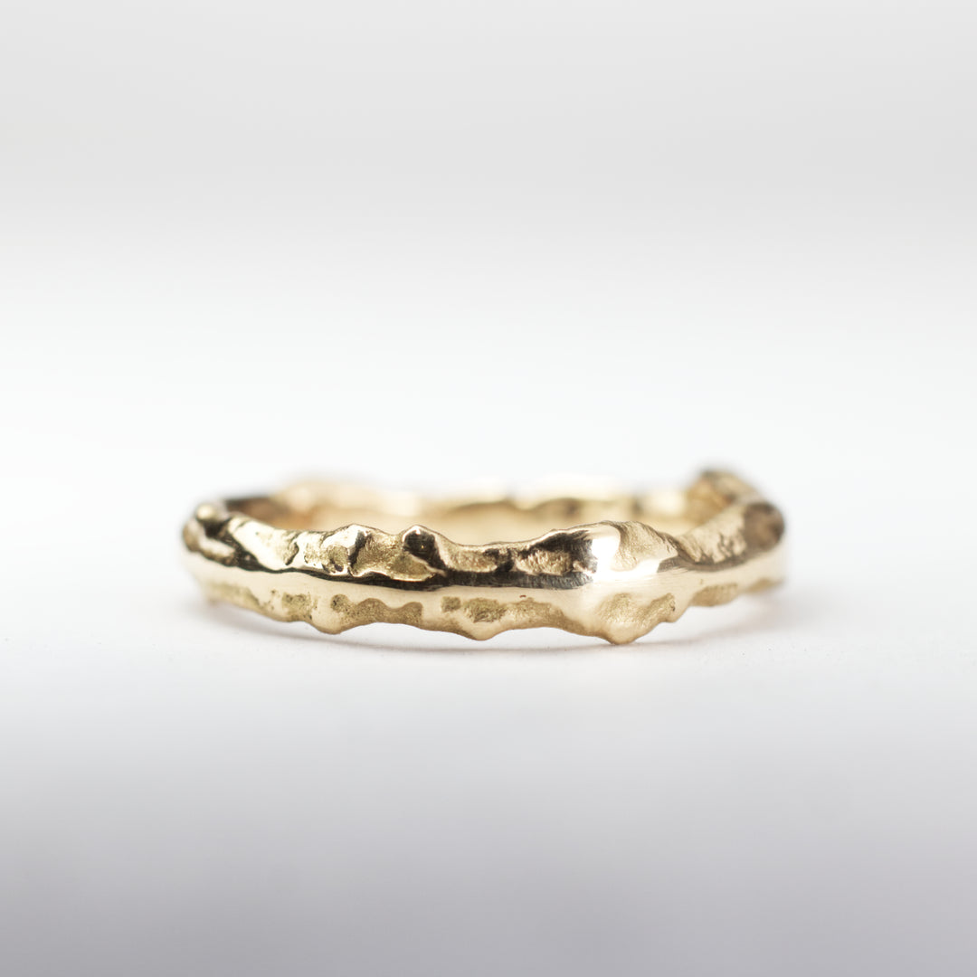 Slim band Natural, handcrafted by Rigby Leigh