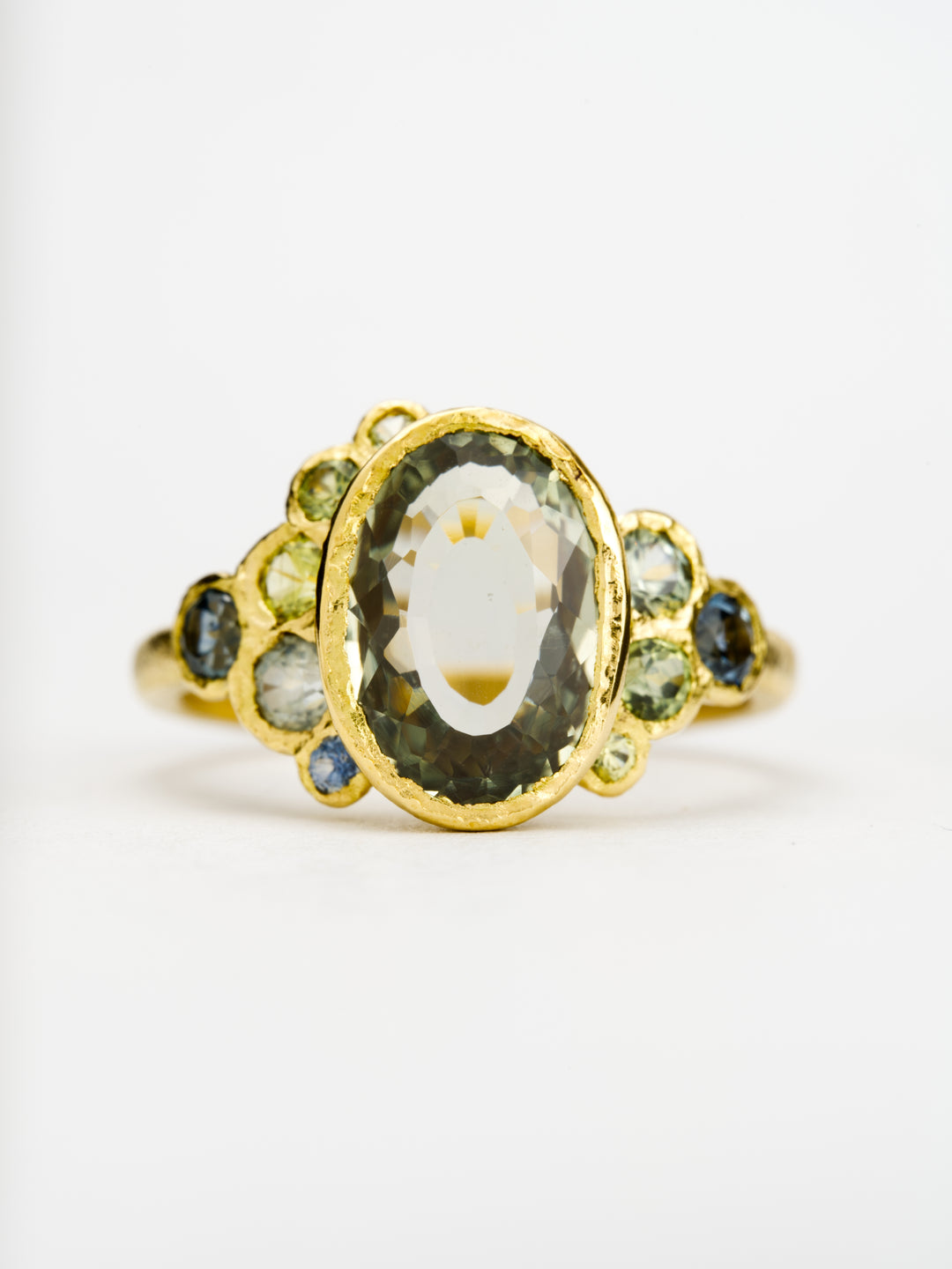 Thalassa Green Montana Sapphire Ring - 2.89ct, handcrafted by Rigby Leigh