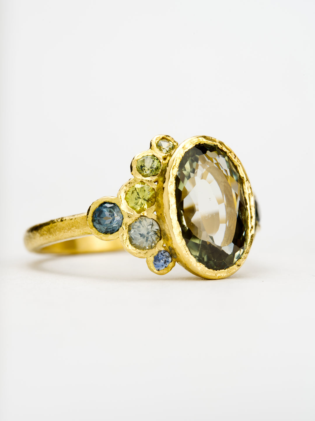 Thalassa Green Montana Sapphire Ring - 2.89ct, handcrafted by Rigby Leigh