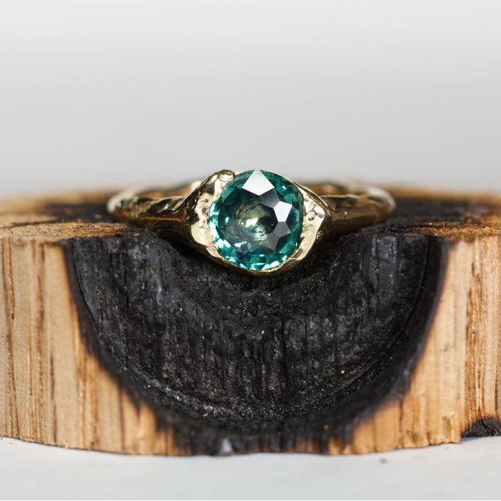 Lagoon Blue Montana Sapphire Ring - Low Profile