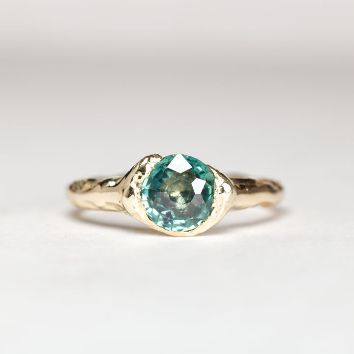 Lagoon Blue Montana Sapphire Ring - Low Profile