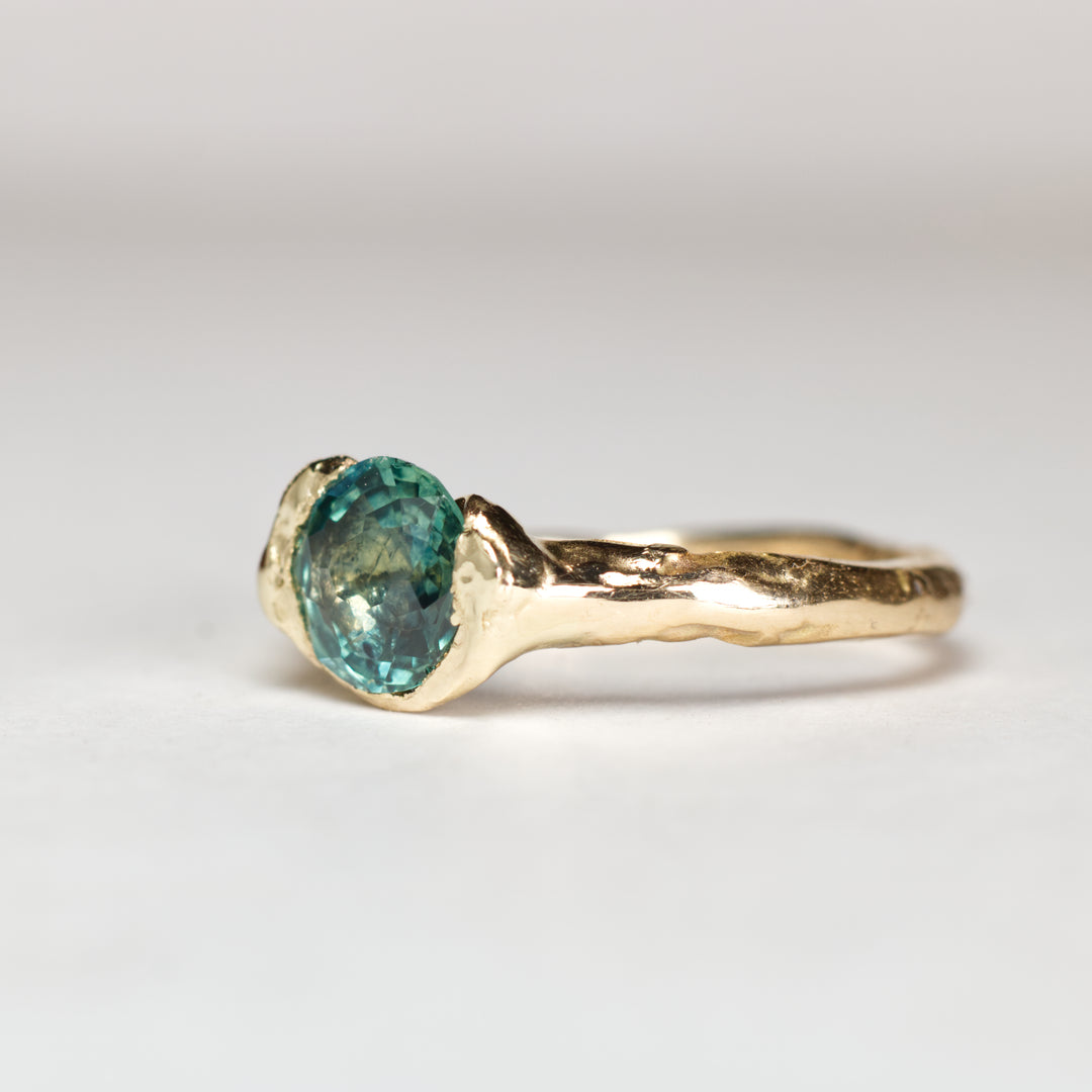 Lagoon Blue Montana Sapphire Ring - Low Profile