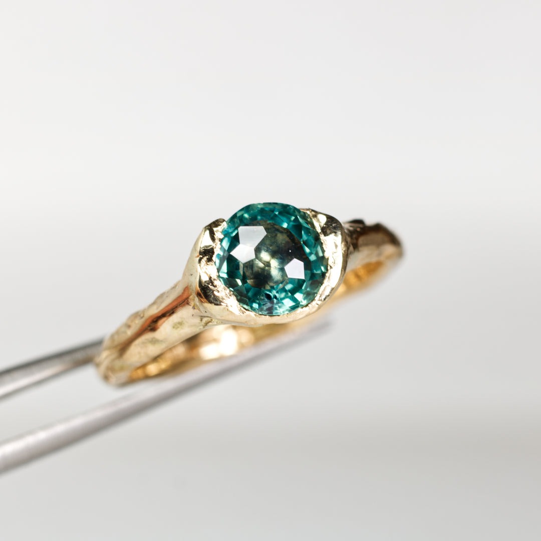 Lagoon Blue Montana Sapphire Ring - Low Profile