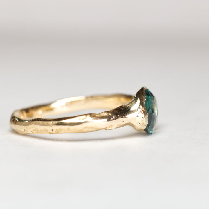 Lagoon Blue Montana Sapphire Ring - Low Profile