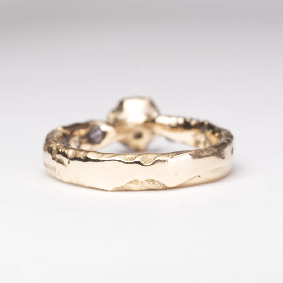 Center Seam | Earth Diamond Ring