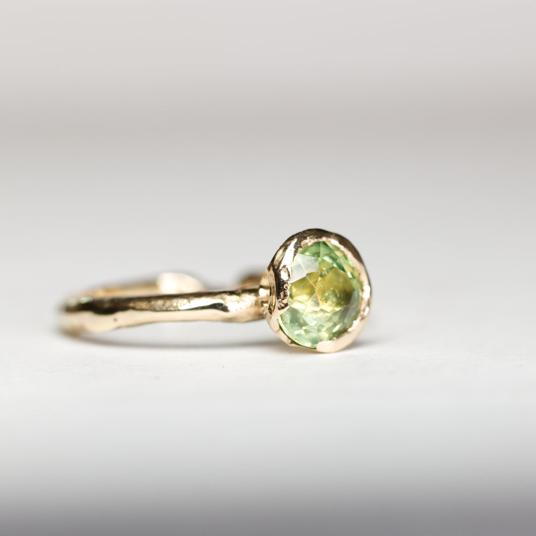 Grassland Green Solitaire Montana Sapphire Ring