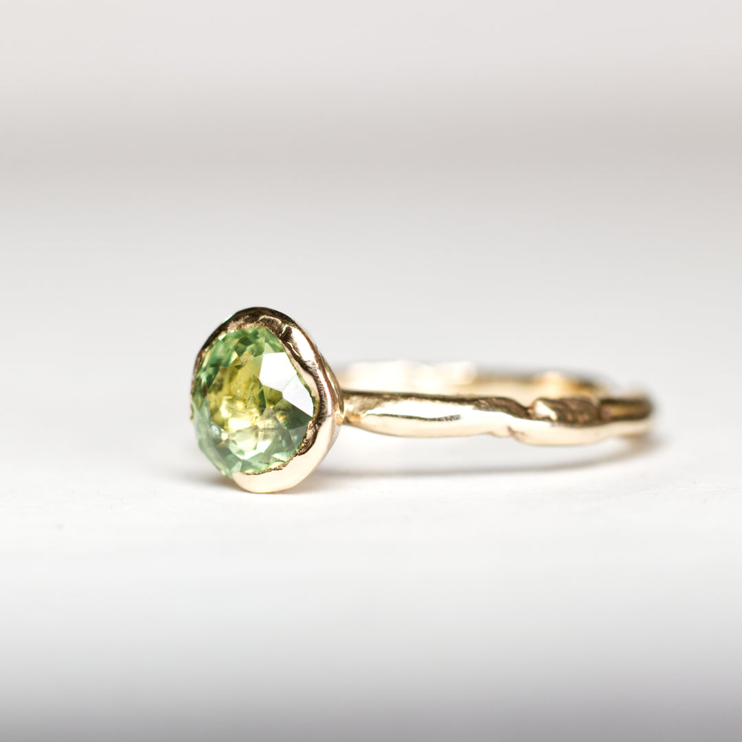 Grassland Green Solitaire Montana Sapphire Ring